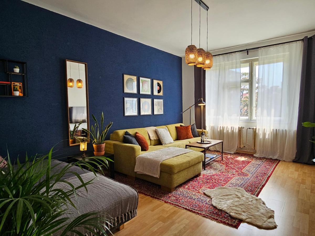 Stone Square Apartment Bratislava Esterno foto
