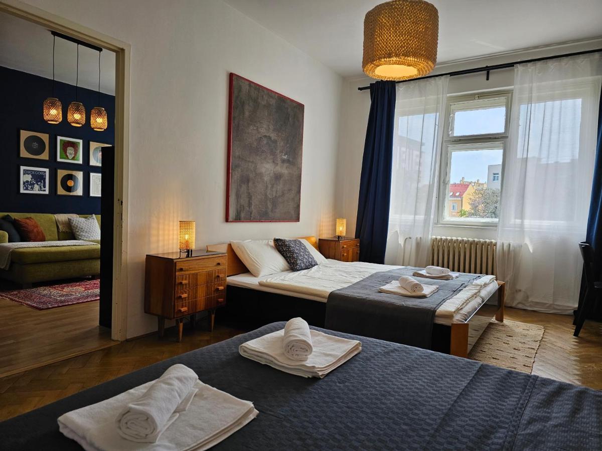 Stone Square Apartment Bratislava Esterno foto
