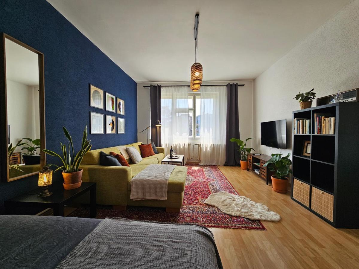 Stone Square Apartment Bratislava Esterno foto
