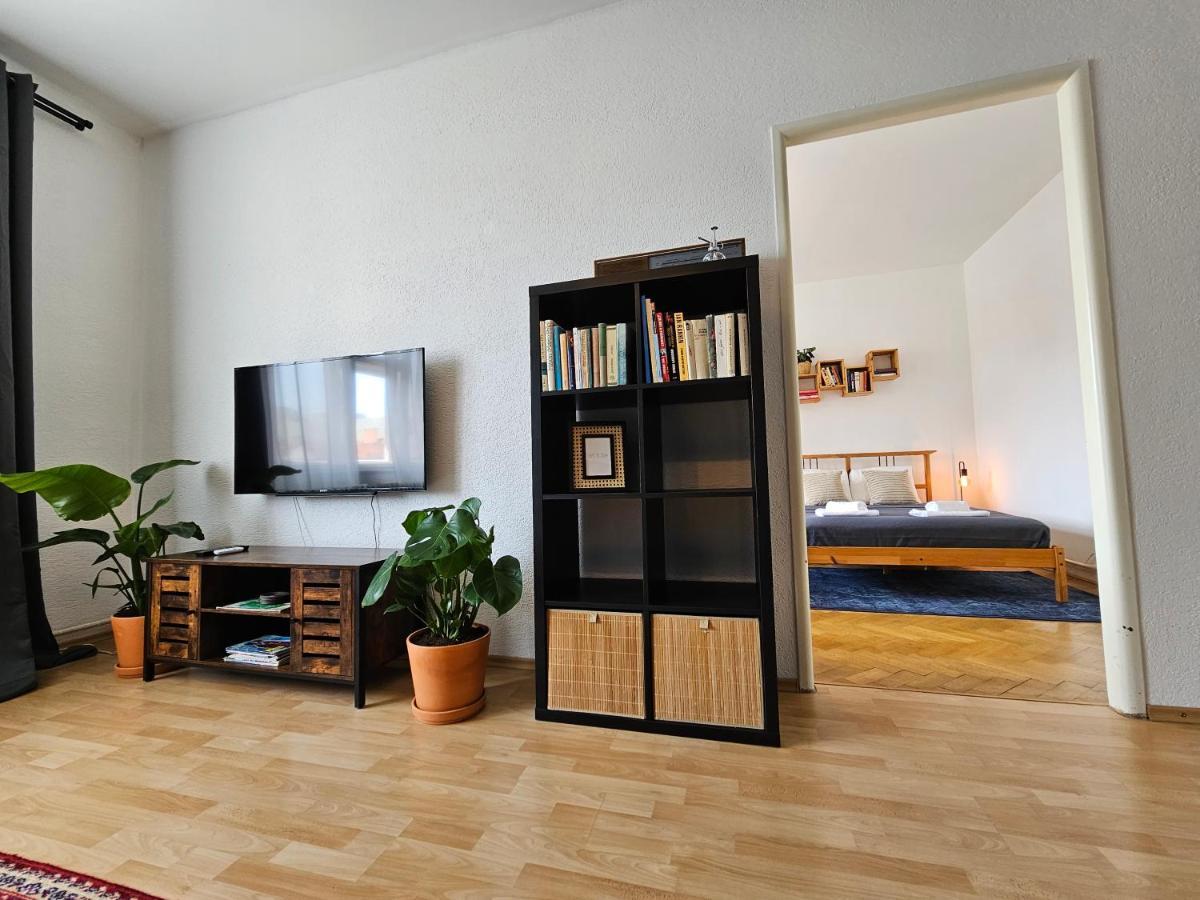 Stone Square Apartment Bratislava Esterno foto