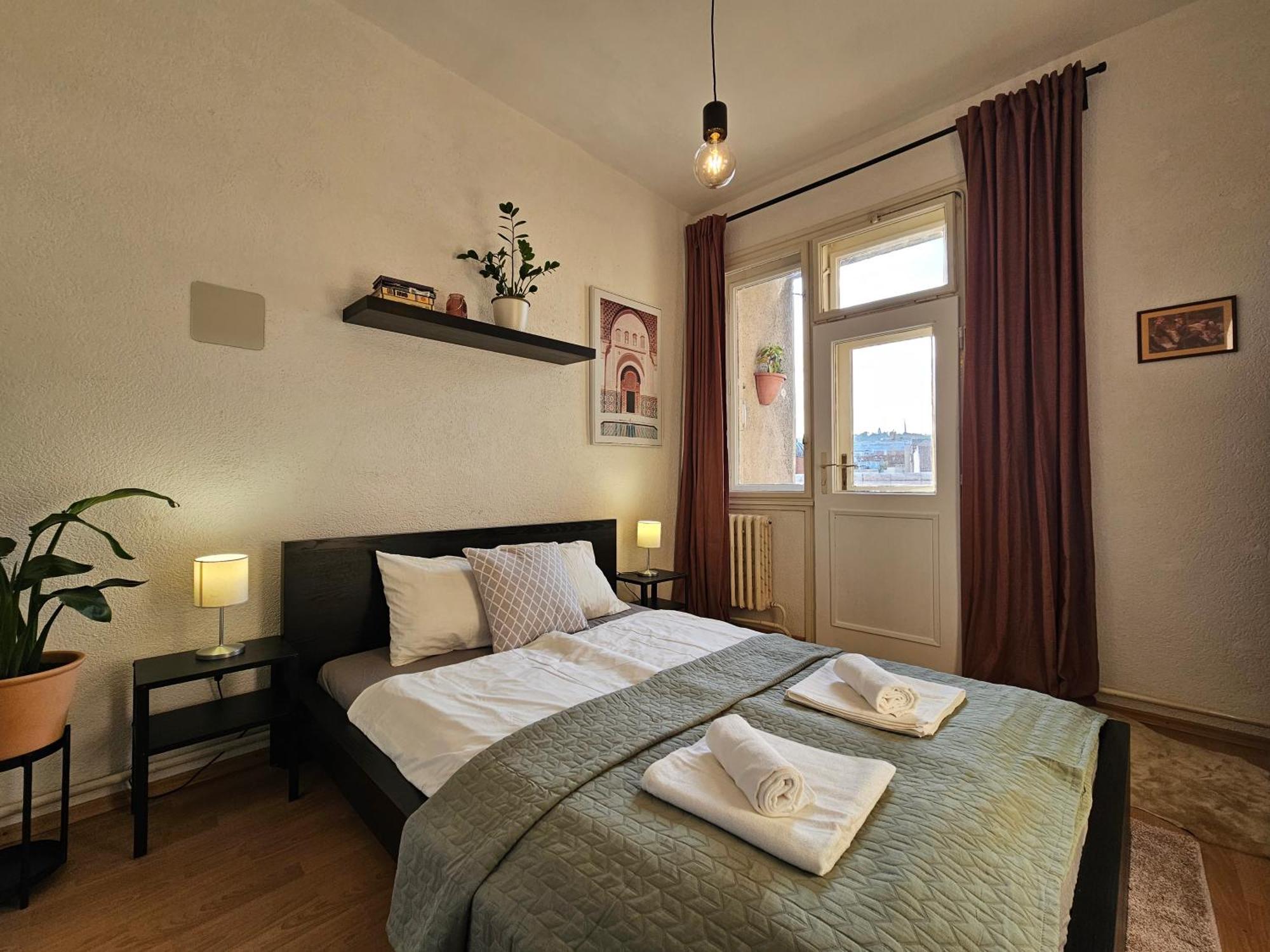 Stone Square Apartment Bratislava Esterno foto