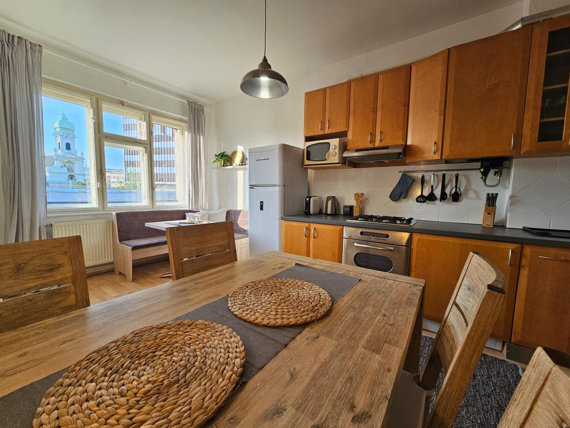 Stone Square Apartment Bratislava Esterno foto
